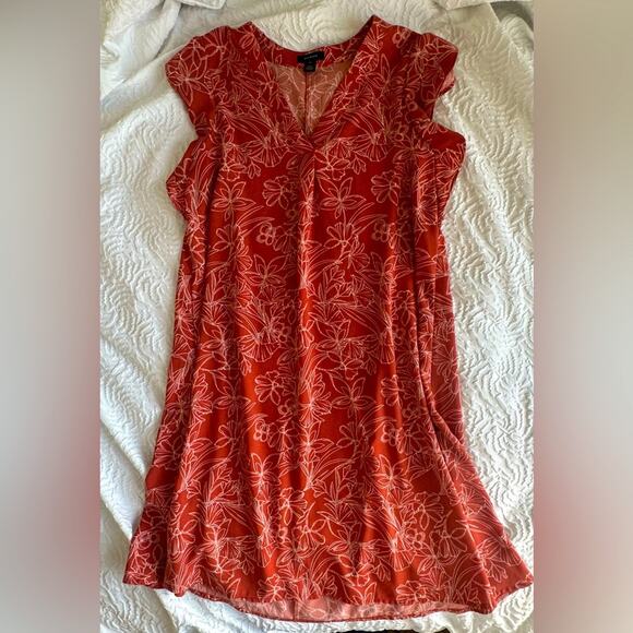 Halogen Flower Stencil Print Shift Dress, Adobe Clay, with ruffle sleeves, M - Picture 1 of 5